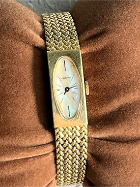 Longines mechanical mother of pearl dial ladies watch